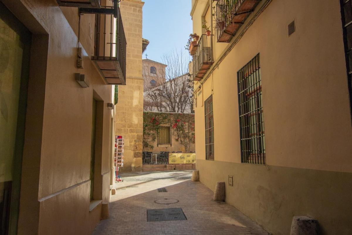 C79 - Fabulous Apartment Alcazaba Views Малага Екстериор снимка