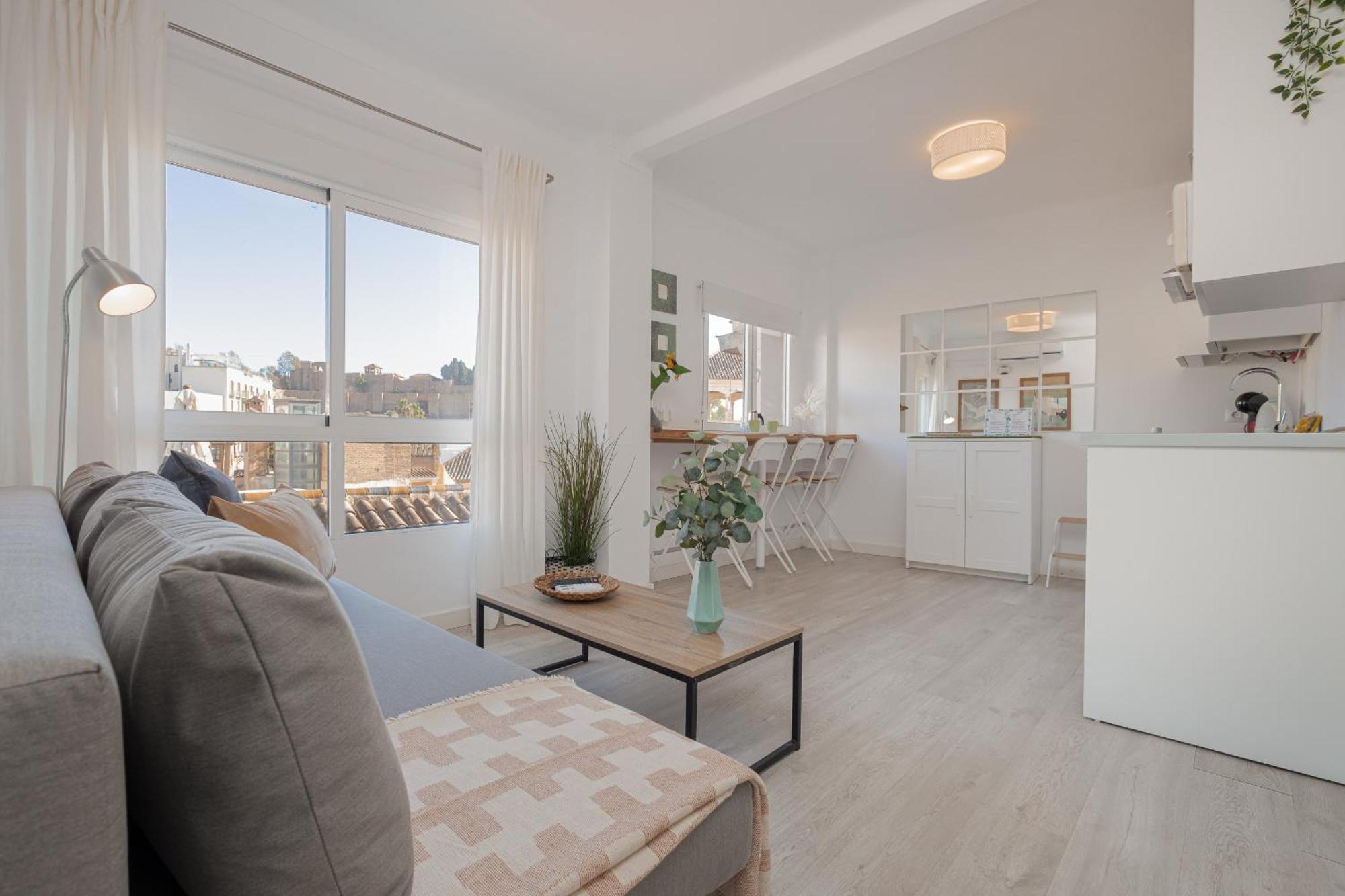 C79 - Fabulous Apartment Alcazaba Views Малага Екстериор снимка